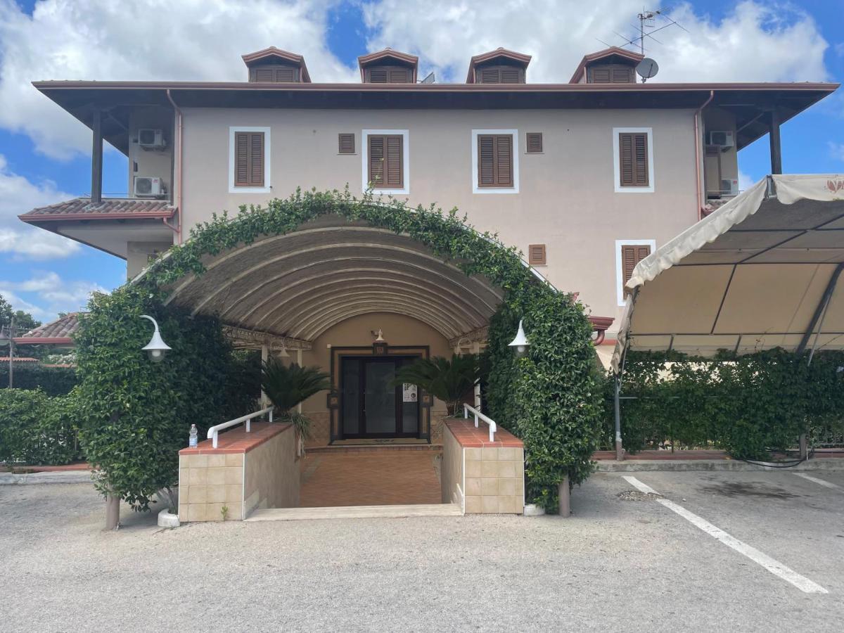 Ninfa Hotel Qualiano Εξωτερικό φωτογραφία